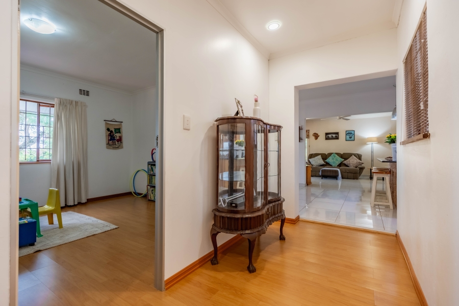 4 Bedroom Property for Sale in Cowies Hill KwaZulu-Natal