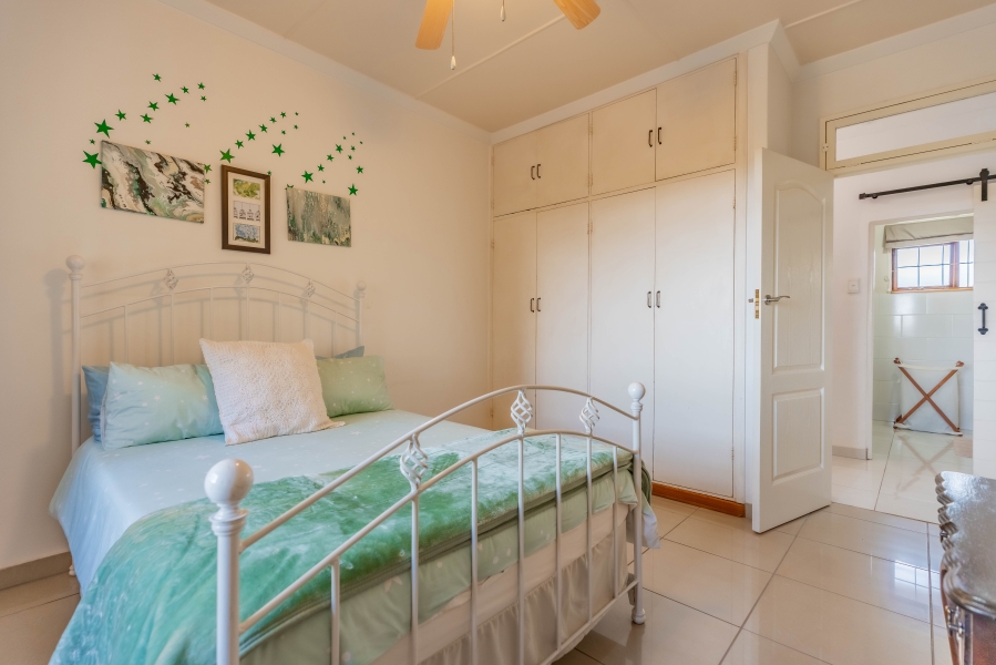4 Bedroom Property for Sale in Cowies Hill KwaZulu-Natal