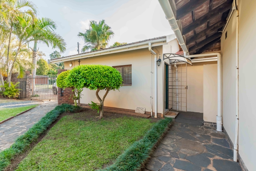 4 Bedroom Property for Sale in Cowies Hill KwaZulu-Natal