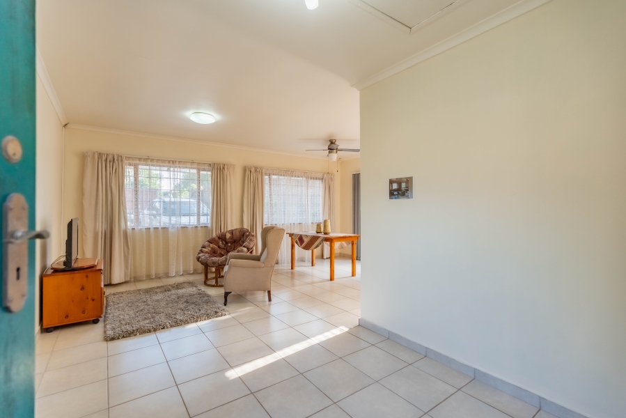4 Bedroom Property for Sale in Cowies Hill KwaZulu-Natal