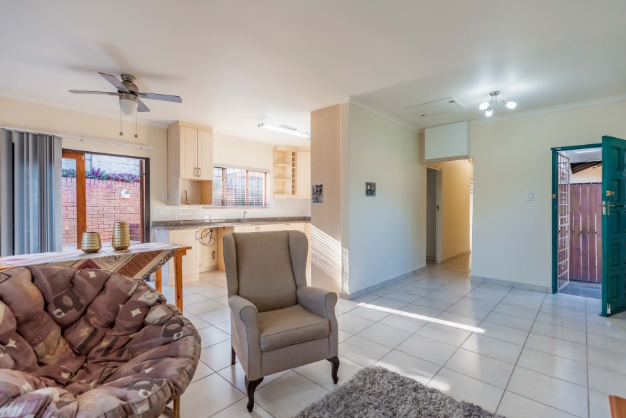 4 Bedroom Property for Sale in Cowies Hill KwaZulu-Natal