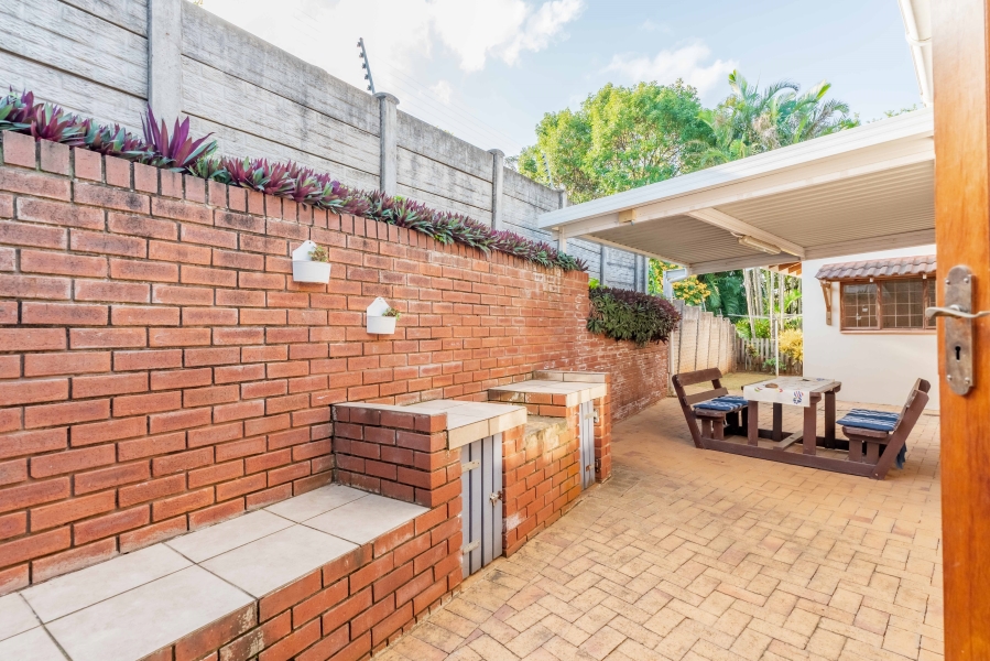 4 Bedroom Property for Sale in Cowies Hill KwaZulu-Natal