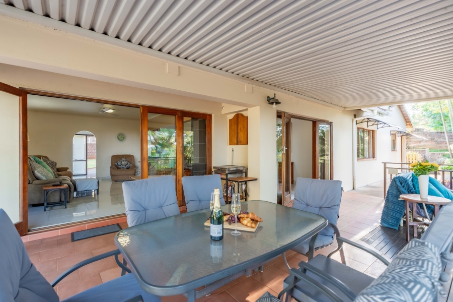 4 Bedroom Property for Sale in Cowies Hill KwaZulu-Natal