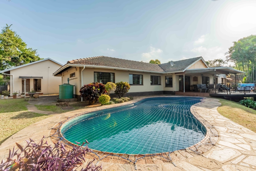 4 Bedroom Property for Sale in Cowies Hill KwaZulu-Natal