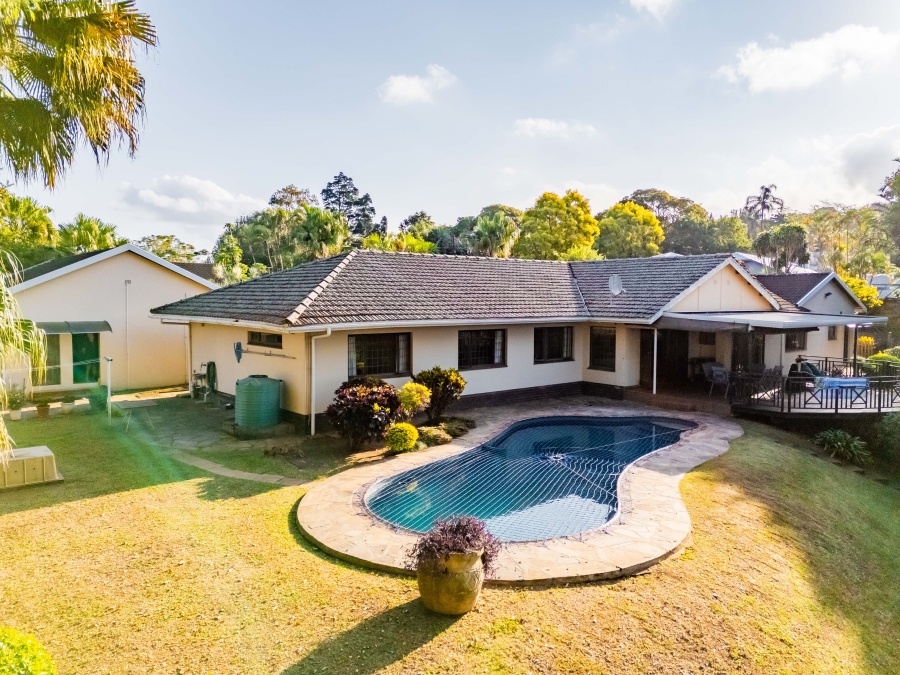 4 Bedroom Property for Sale in Cowies Hill KwaZulu-Natal