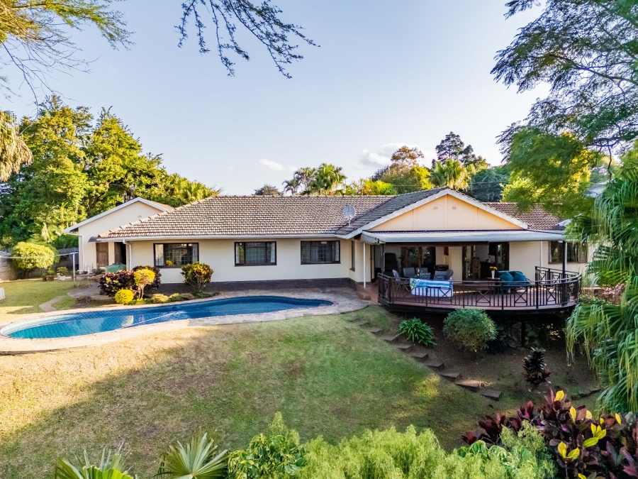 4 Bedroom Property for Sale in Cowies Hill KwaZulu-Natal