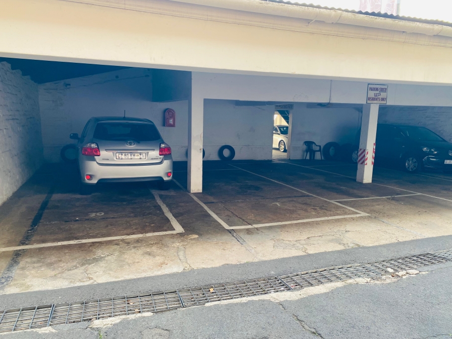 2 Bedroom Property for Sale in Essenwood KwaZulu-Natal