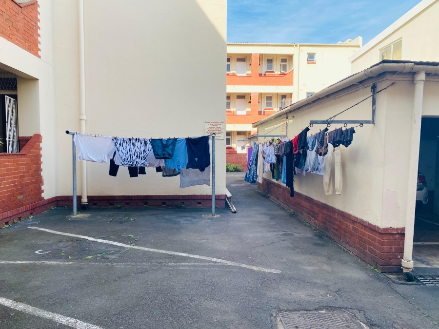 2 Bedroom Property for Sale in Essenwood KwaZulu-Natal