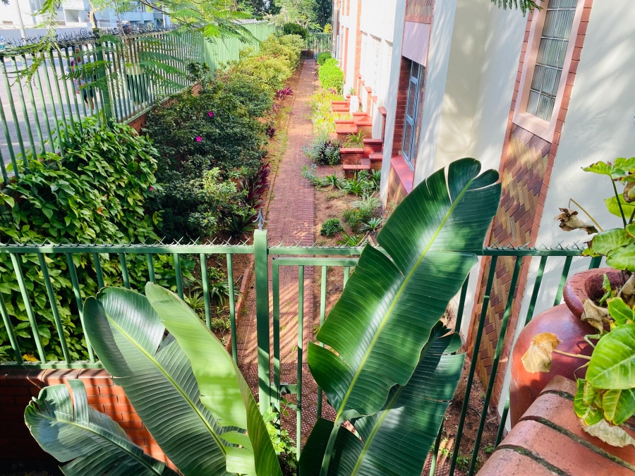 2 Bedroom Property for Sale in Essenwood KwaZulu-Natal