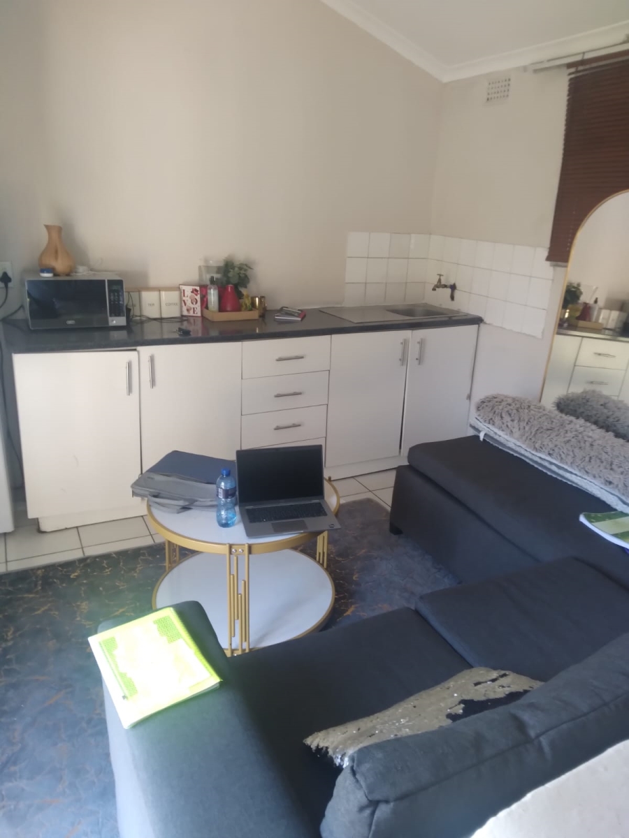 To Let 4 Bedroom Property for Rent in Pinelands KwaZulu-Natal
