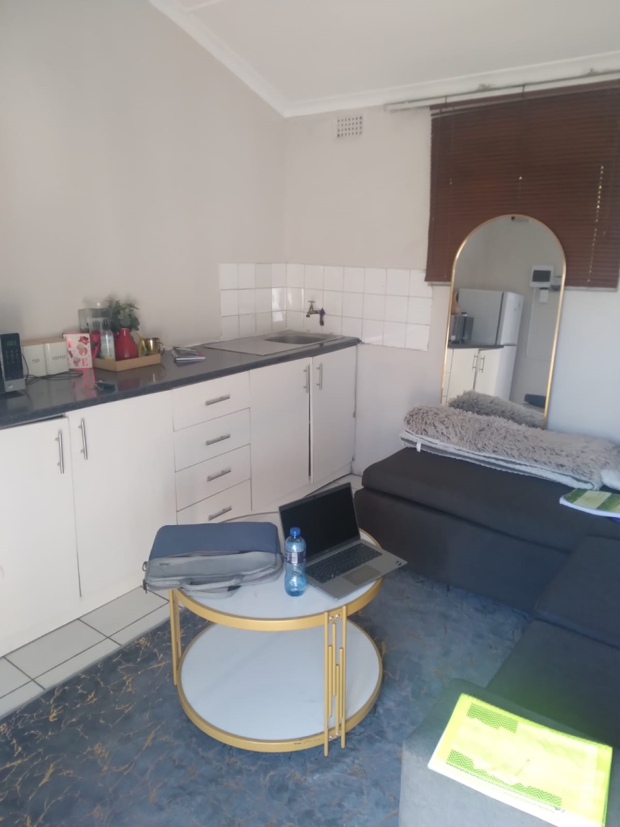 To Let 4 Bedroom Property for Rent in Pinelands KwaZulu-Natal