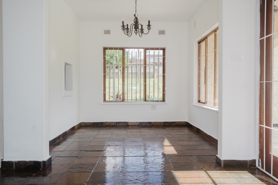 2 Bedroom Property for Sale in Scottburgh Central KwaZulu-Natal