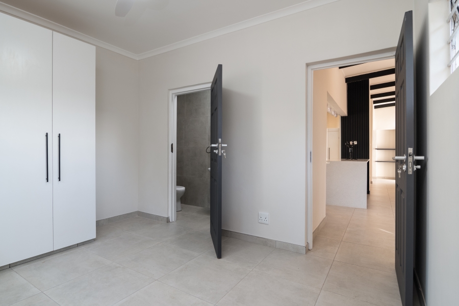 5 Bedroom Property for Sale in Ballitoville KwaZulu-Natal