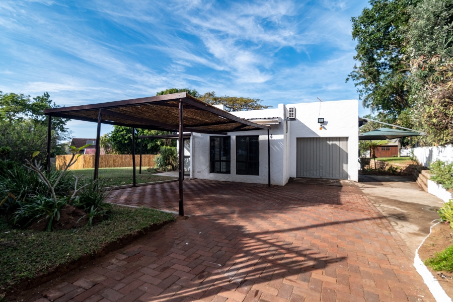 5 Bedroom Property for Sale in Ballitoville KwaZulu-Natal