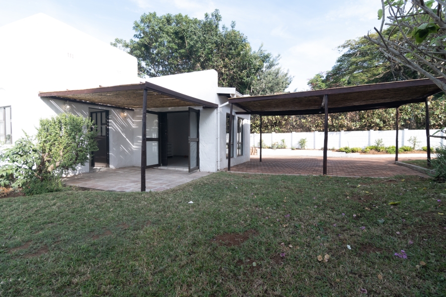 5 Bedroom Property for Sale in Ballitoville KwaZulu-Natal
