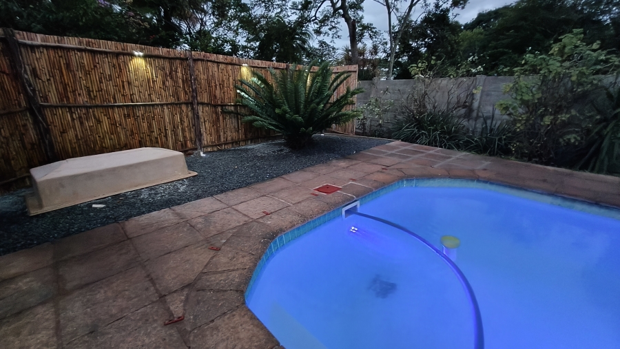 5 Bedroom Property for Sale in Ballitoville KwaZulu-Natal