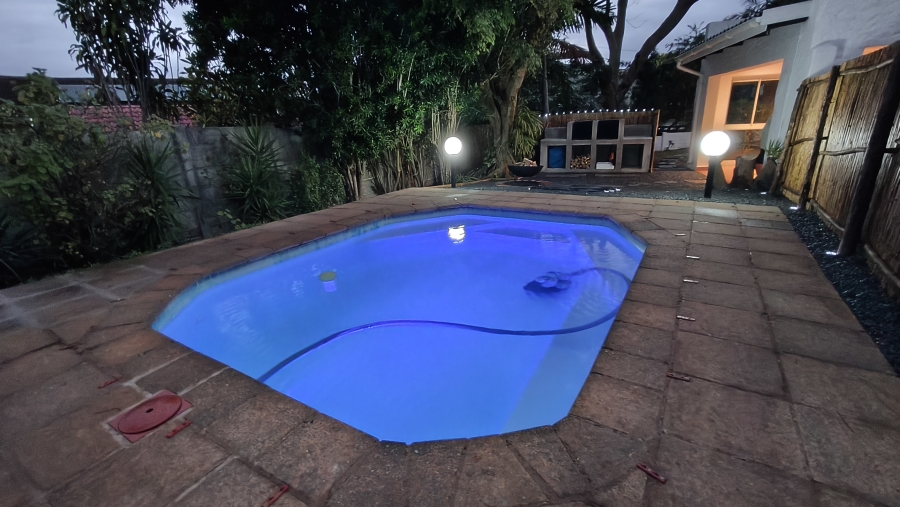 5 Bedroom Property for Sale in Ballitoville KwaZulu-Natal