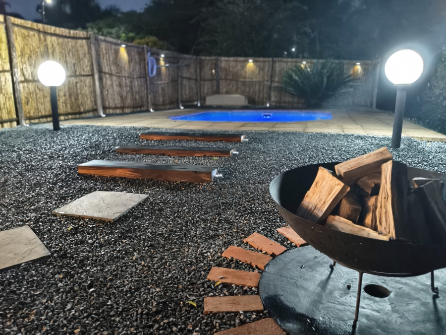 5 Bedroom Property for Sale in Ballitoville KwaZulu-Natal