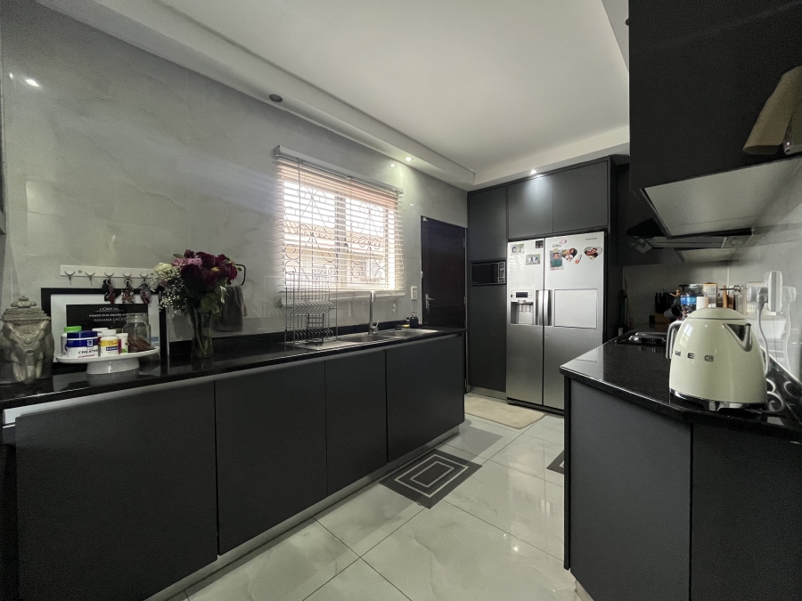 3 Bedroom Property for Sale in Shastri Park KwaZulu-Natal