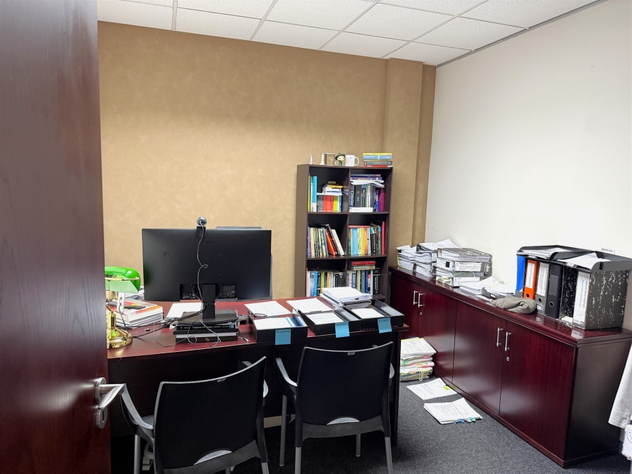To Let Commercial Property for Rent in Umhlanga Ridge KwaZulu-Natal