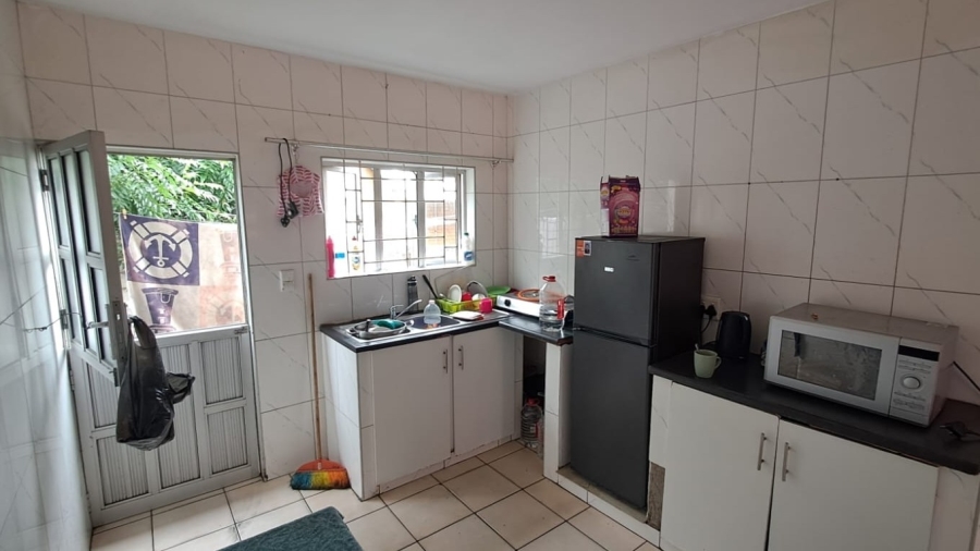 6 Bedroom Property for Sale in Austerville KwaZulu-Natal