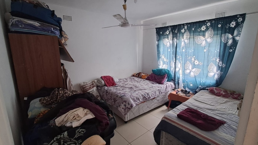 6 Bedroom Property for Sale in Austerville KwaZulu-Natal