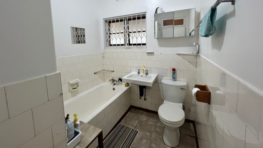 3 Bedroom Property for Sale in Ocean View KwaZulu-Natal