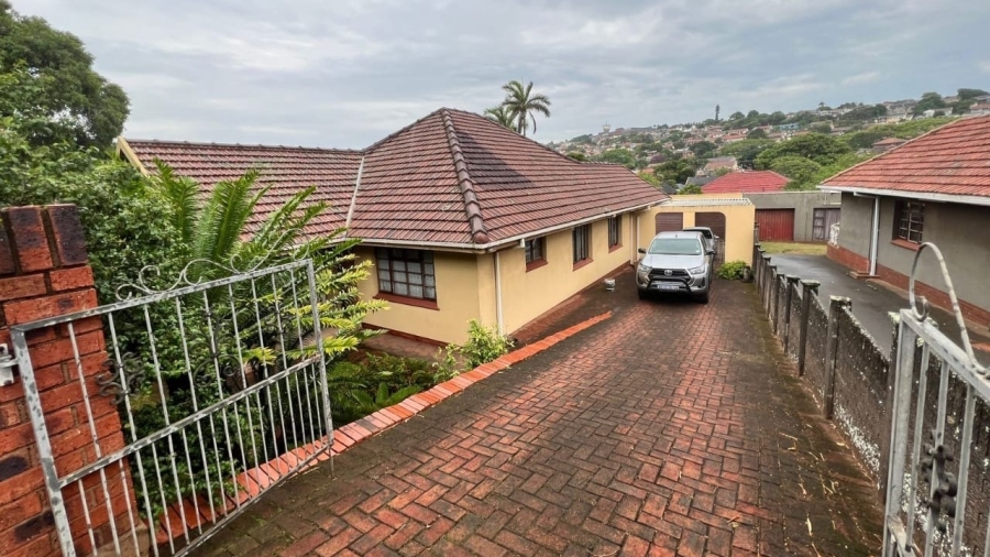 3 Bedroom Property for Sale in Ocean View KwaZulu-Natal