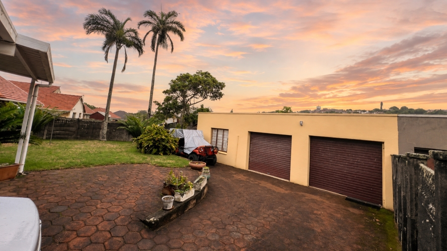 3 Bedroom Property for Sale in Ocean View KwaZulu-Natal