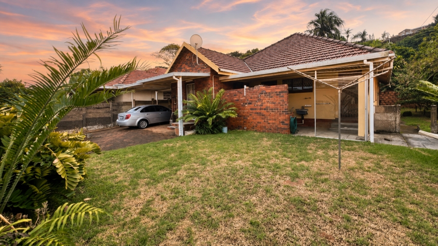 3 Bedroom Property for Sale in Ocean View KwaZulu-Natal