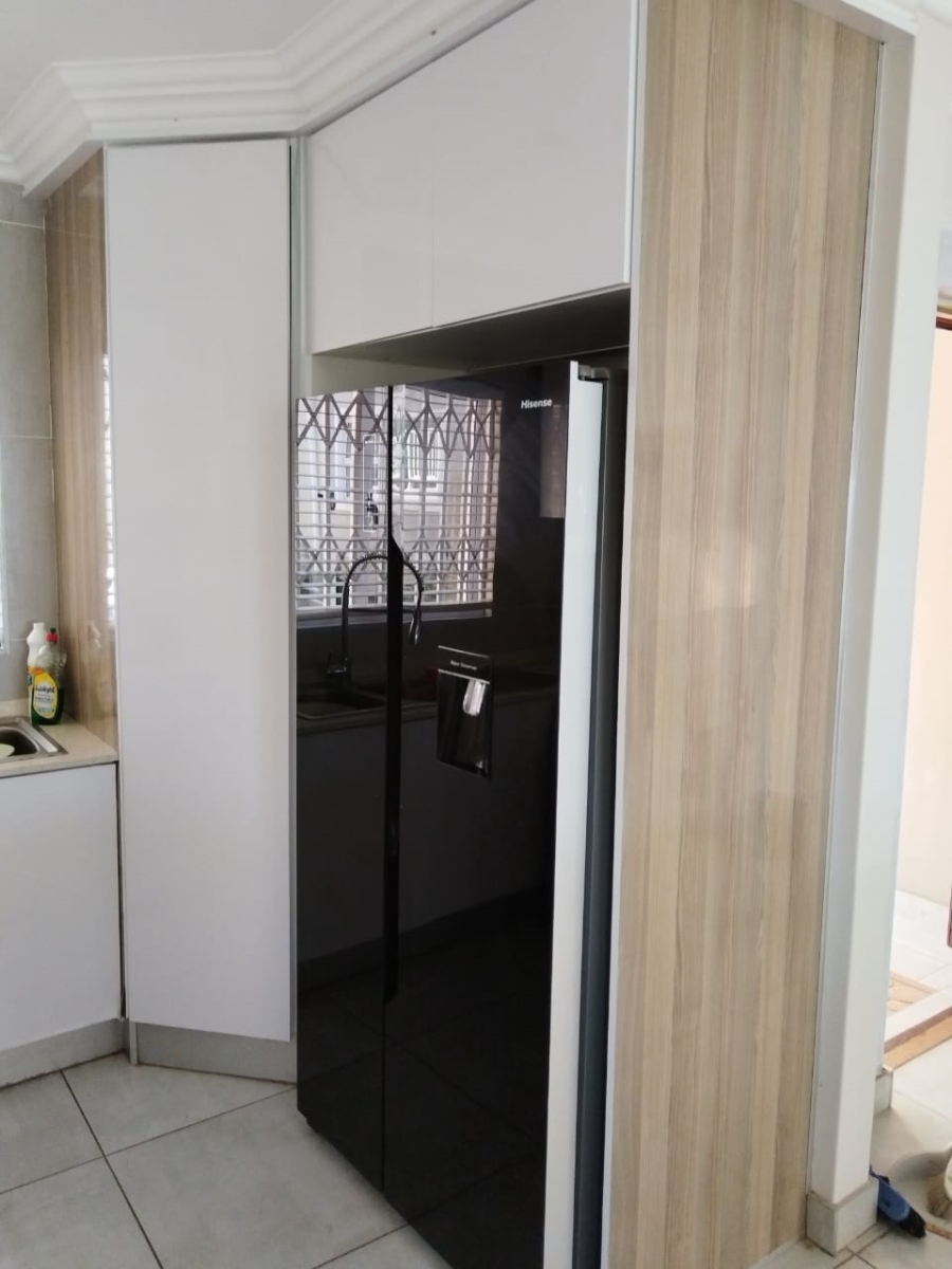 3 Bedroom Property for Sale in La Mercy KwaZulu-Natal