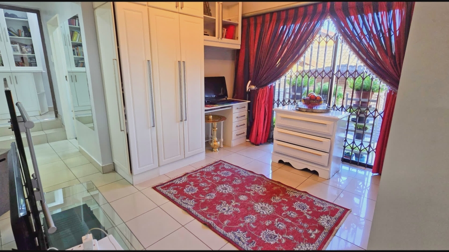 4 Bedroom Property for Sale in Orient Heights KwaZulu-Natal