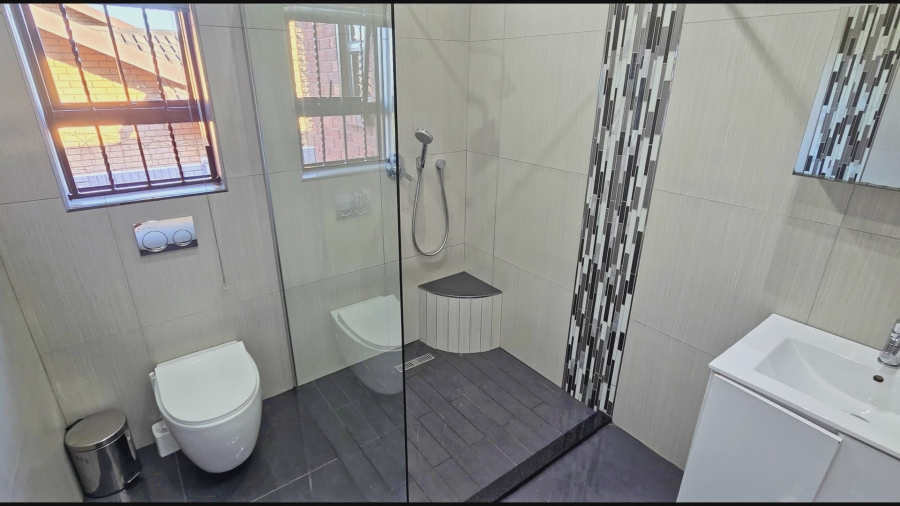 4 Bedroom Property for Sale in Orient Heights KwaZulu-Natal