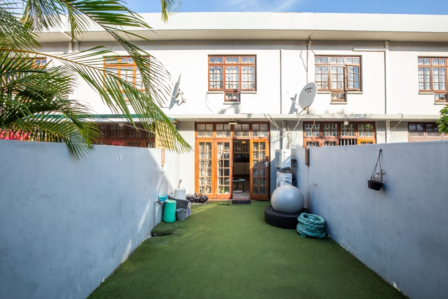 2 Bedroom Property for Sale in Morningside KwaZulu-Natal