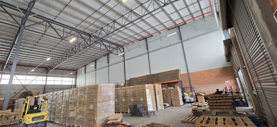 To Let Commercial Property for Rent in Cliffdale KwaZulu-Natal