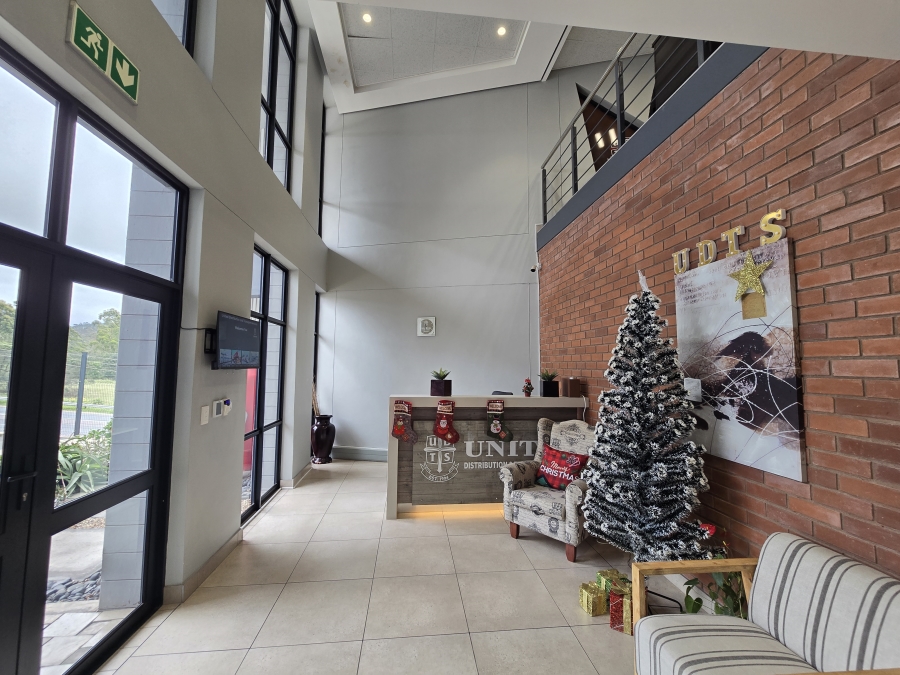 To Let Commercial Property for Rent in Cliffdale KwaZulu-Natal