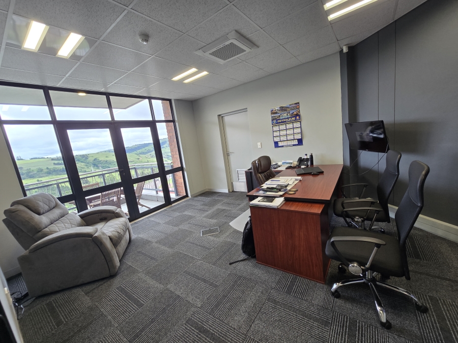 To Let Commercial Property for Rent in Cliffdale KwaZulu-Natal