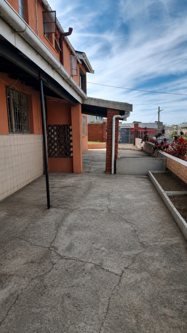 2 Bedroom Property for Sale in Wentworth KwaZulu-Natal