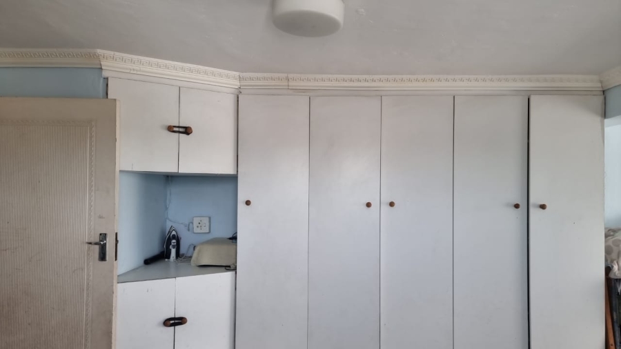 2 Bedroom Property for Sale in Wentworth KwaZulu-Natal