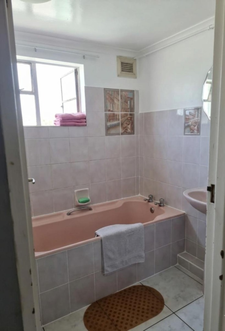 2 Bedroom Property for Sale in Wentworth KwaZulu-Natal