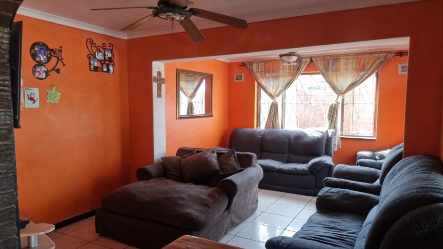 2 Bedroom Property for Sale in Wentworth KwaZulu-Natal