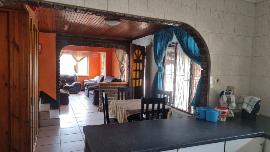 2 Bedroom Property for Sale in Wentworth KwaZulu-Natal
