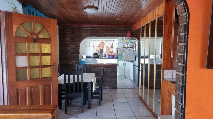 2 Bedroom Property for Sale in Wentworth KwaZulu-Natal
