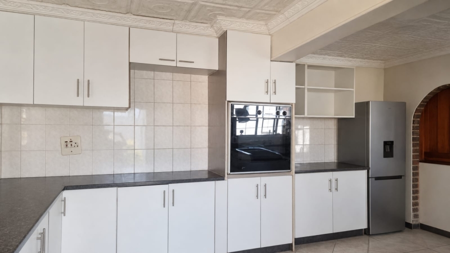 2 Bedroom Property for Sale in Wentworth KwaZulu-Natal
