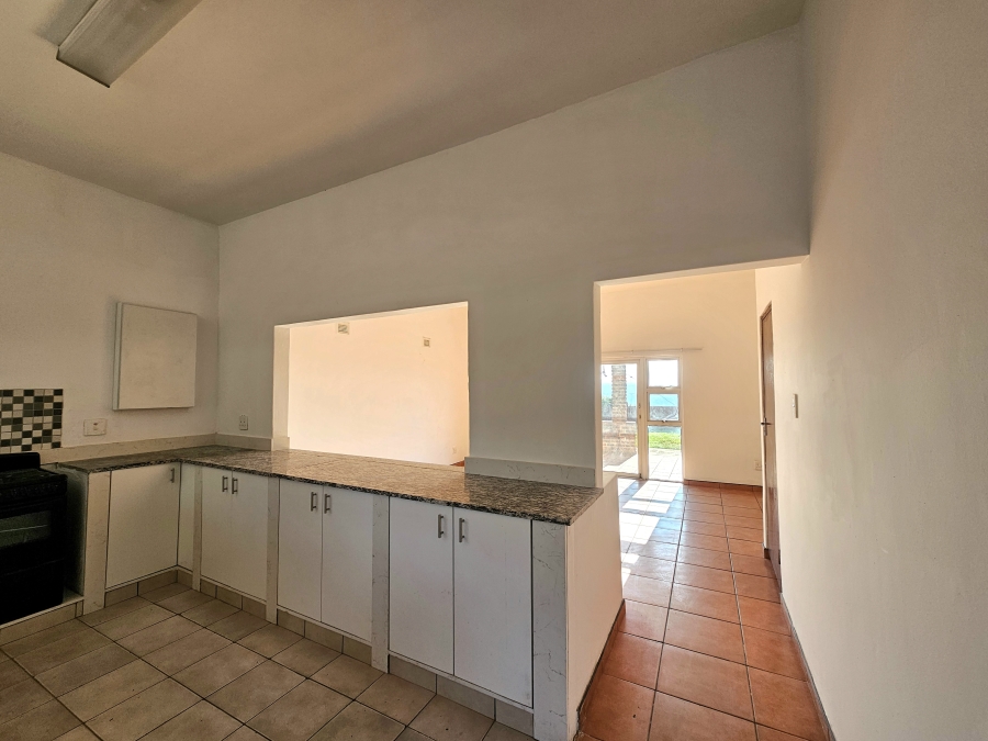 To Let 4 Bedroom Property for Rent in Brighton Beach KwaZulu-Natal