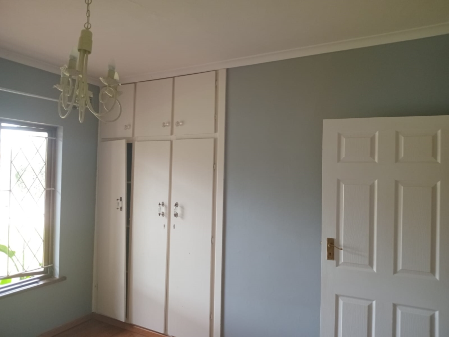 To Let 5 Bedroom Property for Rent in Bellevue KwaZulu-Natal