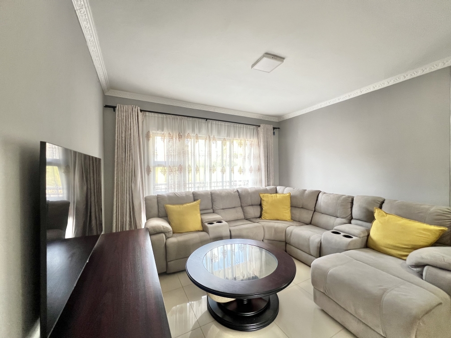 2 Bedroom Property for Sale in Morningside KwaZulu-Natal
