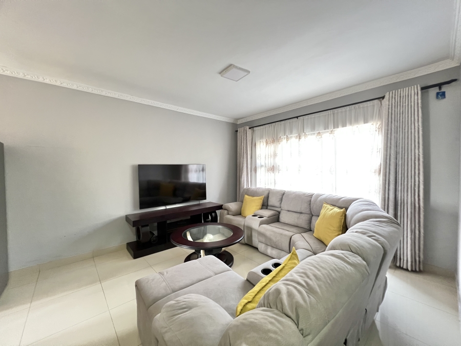 2 Bedroom Property for Sale in Morningside KwaZulu-Natal