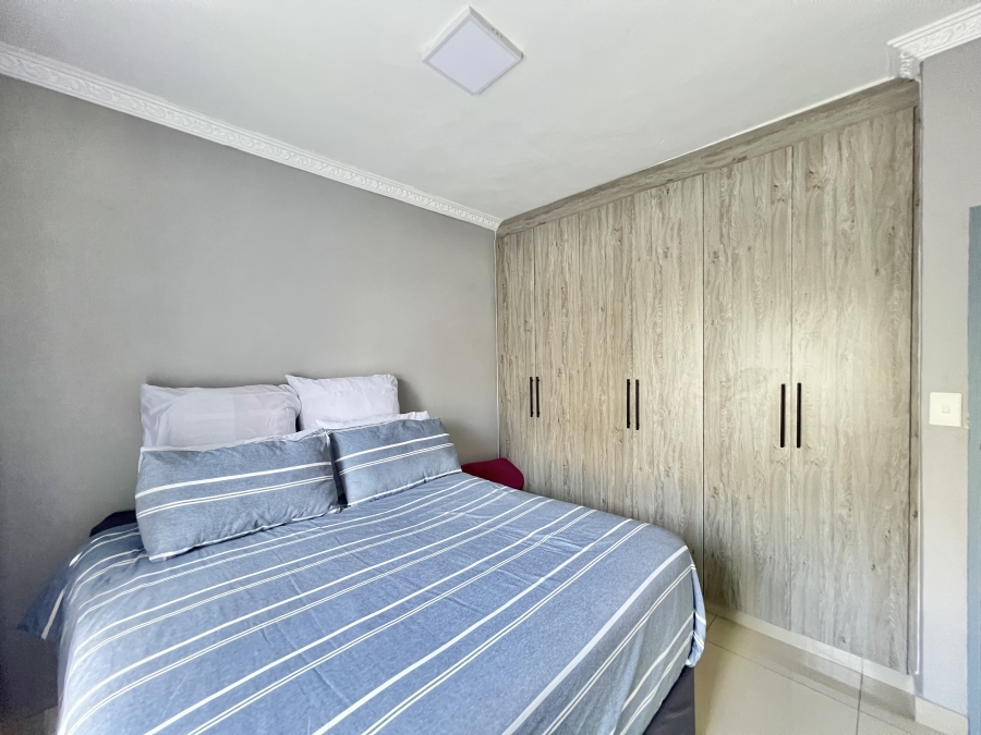 2 Bedroom Property for Sale in Morningside KwaZulu-Natal