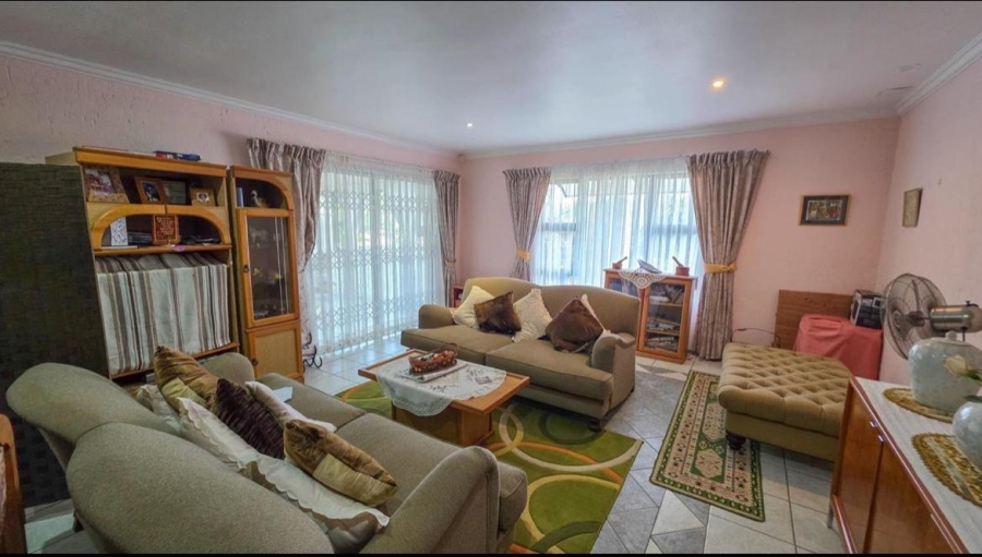 2 Bedroom Property for Sale in Margate KwaZulu-Natal